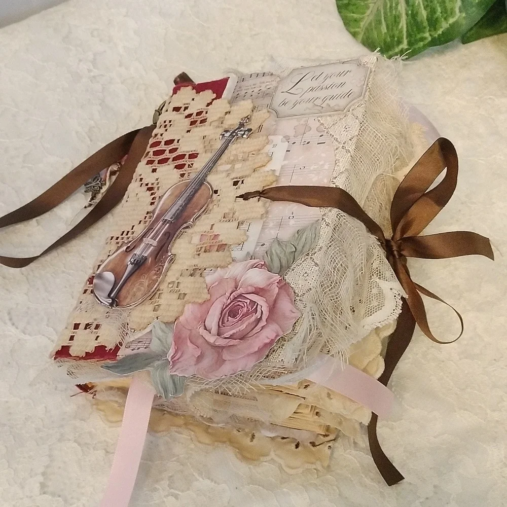 ⚜️ Suite Symphony Vintage Altered Book Junk Journal